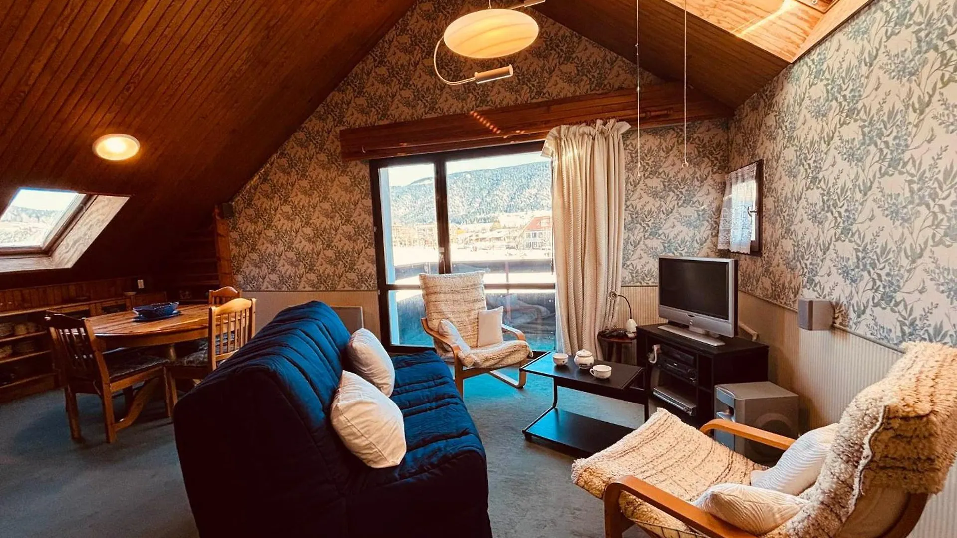 Appartement Pour 6 Pers. A Autrans, Proche Ski - Fr-1-737-95